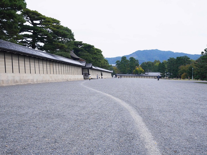 京都御所の細道