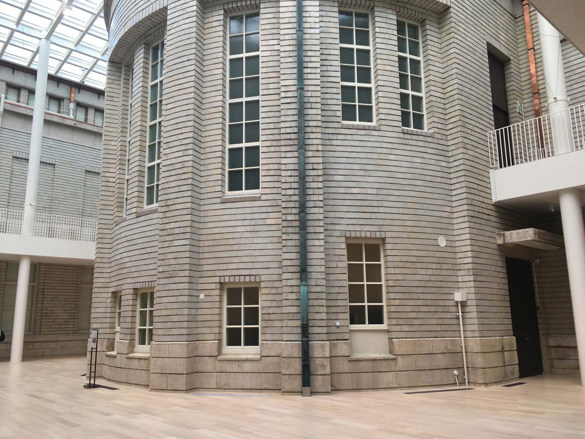 京都市京セラ美術館 光の広間