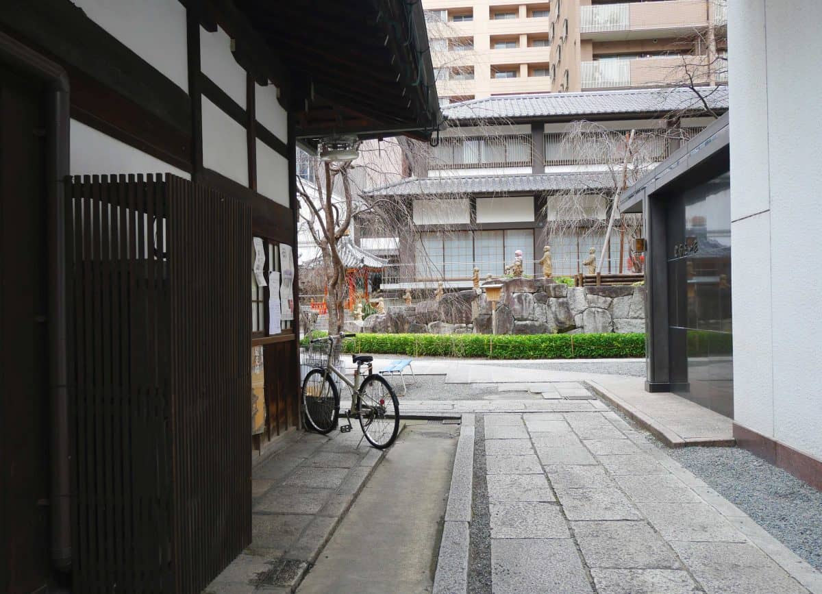 六角堂の駐輪場